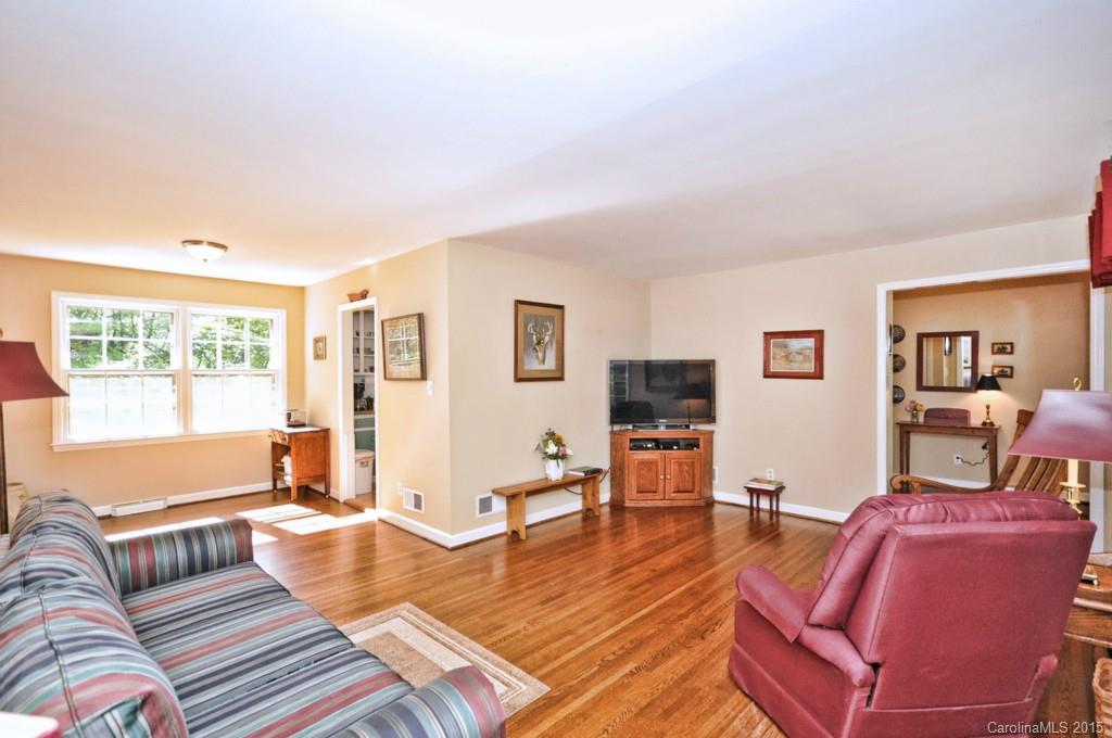 4015 Sussex Avenue Charlotte NC 28210