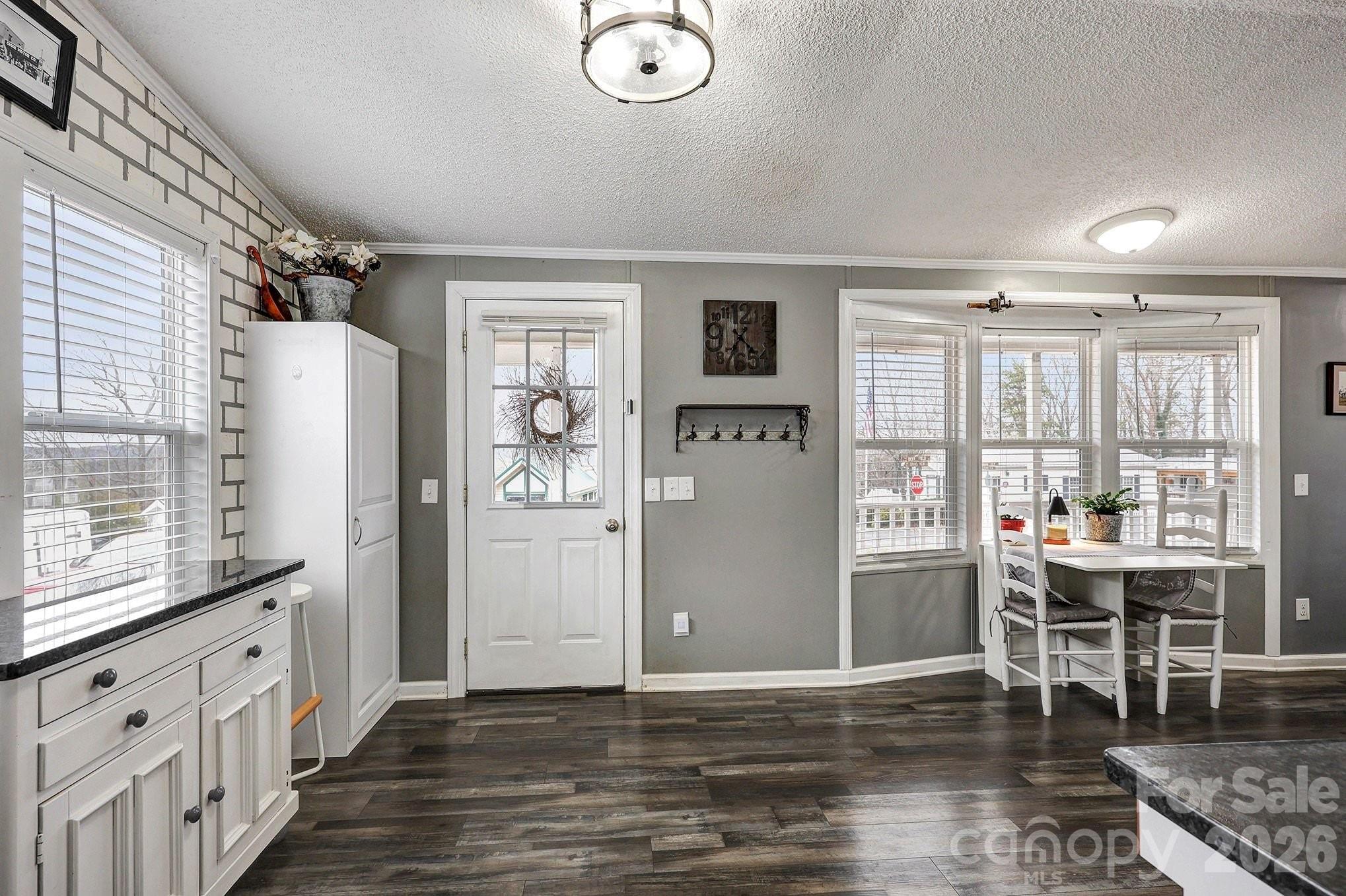 121 Grand View Drive New London NC 28127