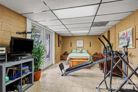 121 Grand View Drive New London NC 28127