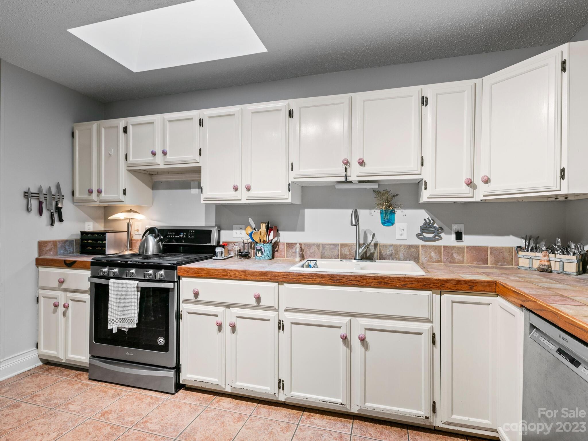 3 Jean Drive Asheville NC 28803