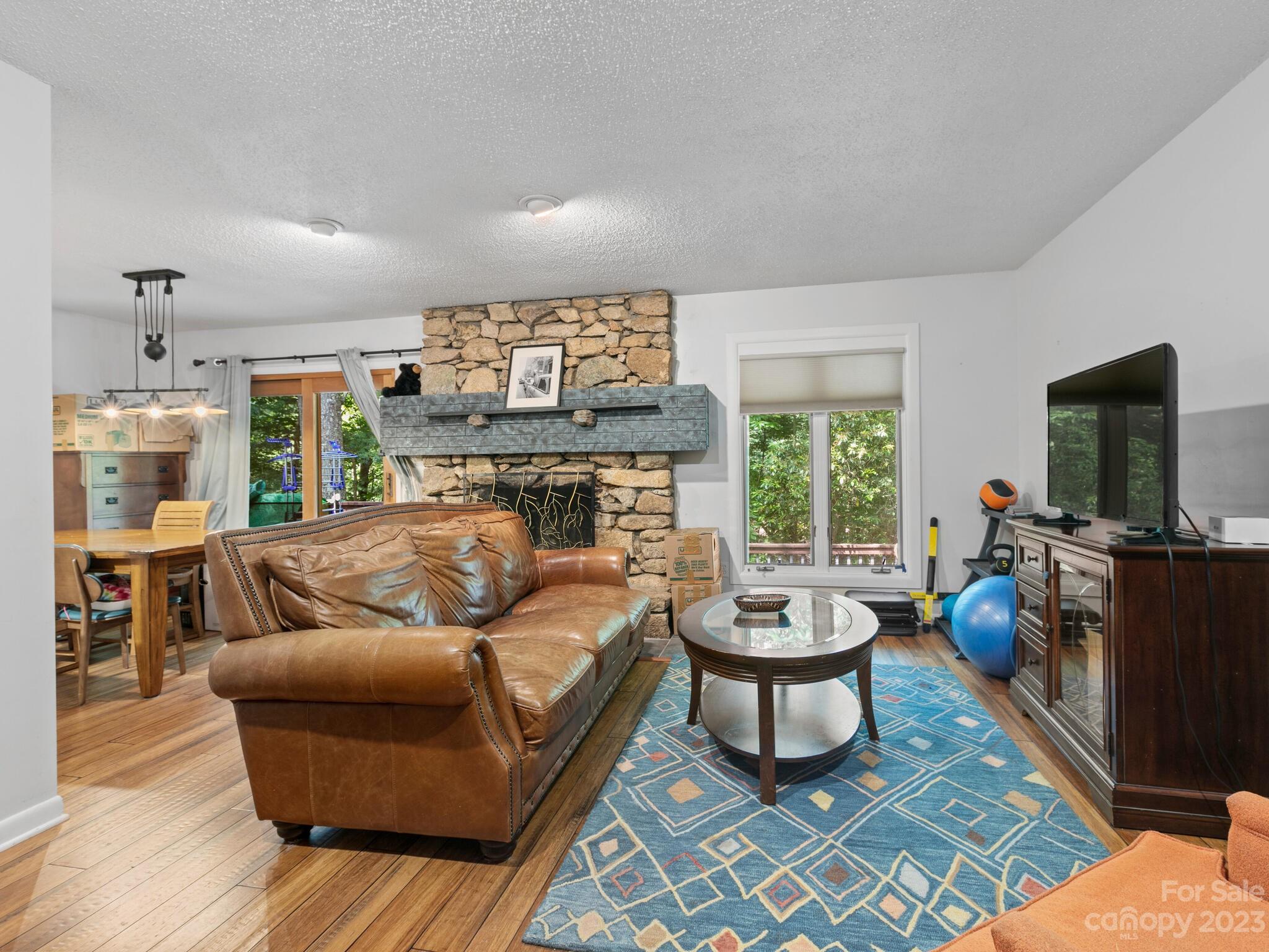 3 Jean Drive Asheville NC 28803