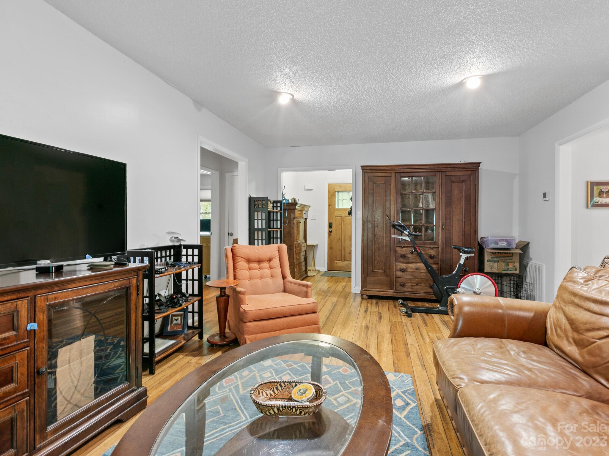 3 Jean Drive Asheville NC 28803