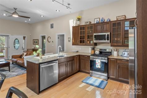 11 Hunting Lodge Drive Black Mountain NC 28711