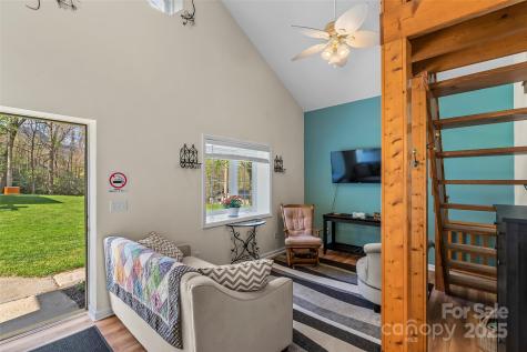 11 Hunting Lodge Drive Black Mountain NC 28711