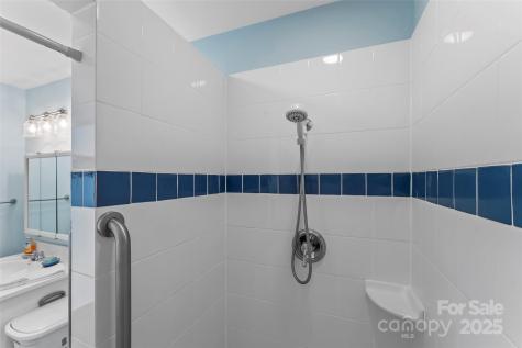 11 Hunting Lodge Drive Black Mountain NC 28711