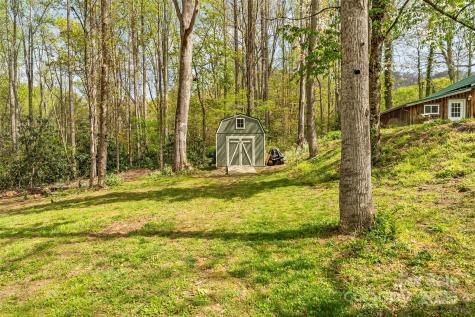 11 Hunting Lodge Drive Black Mountain NC 28711