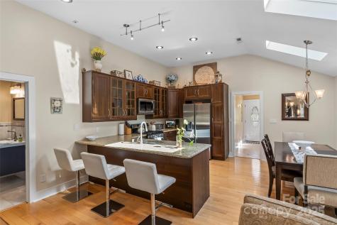 11 Hunting Lodge Drive Black Mountain NC 28711