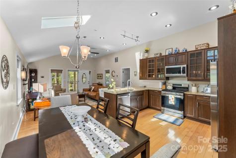 11 Hunting Lodge Drive Black Mountain NC 28711