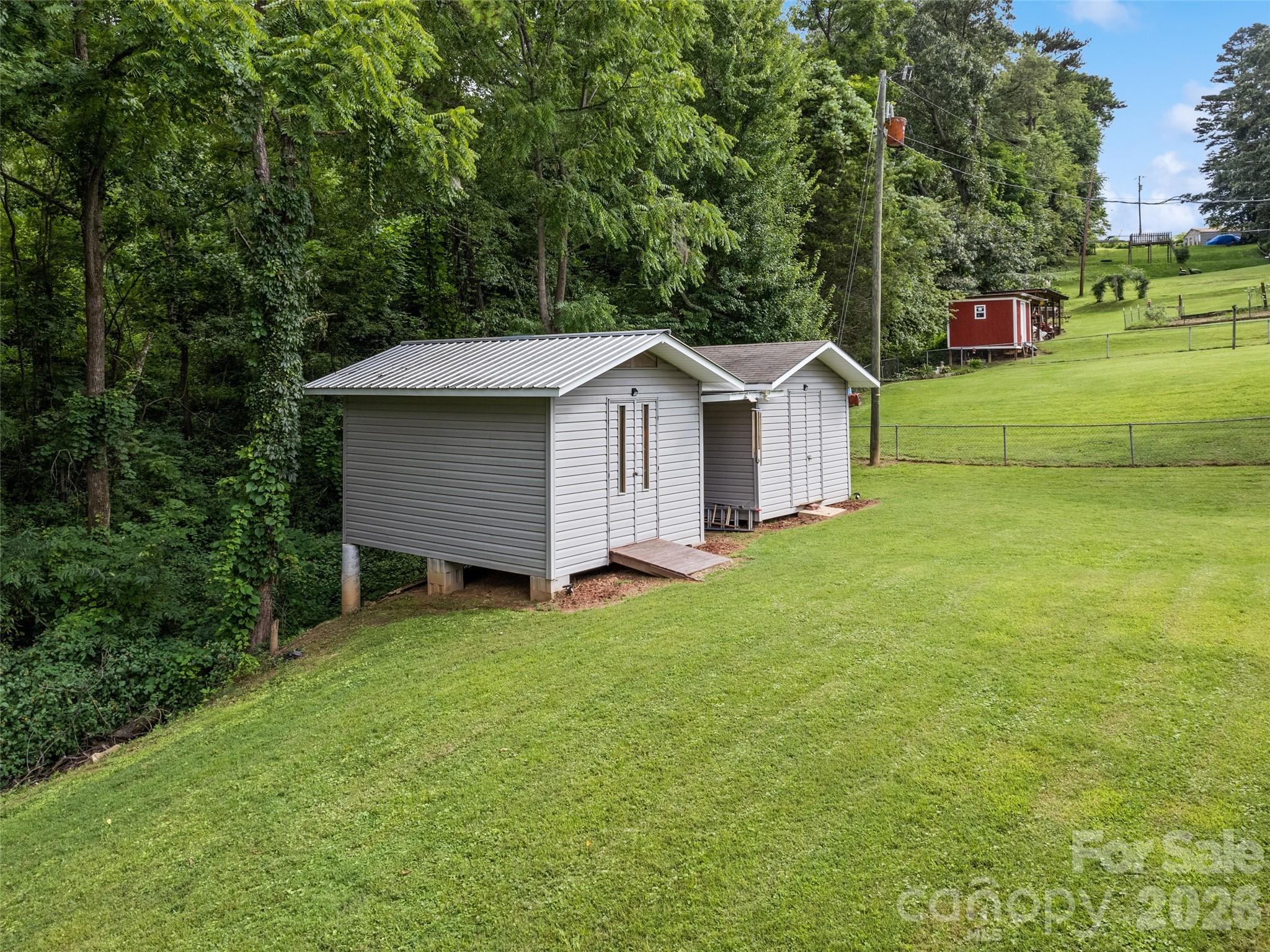 41 Vista Drive Clyde NC 28721