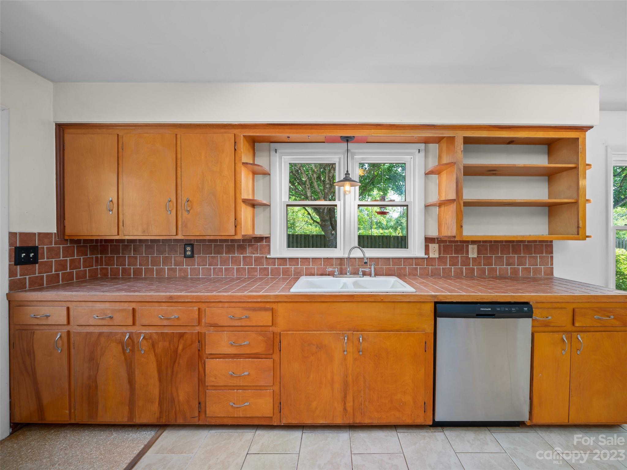 189 Locust Grove Road Weaverville NC 28787