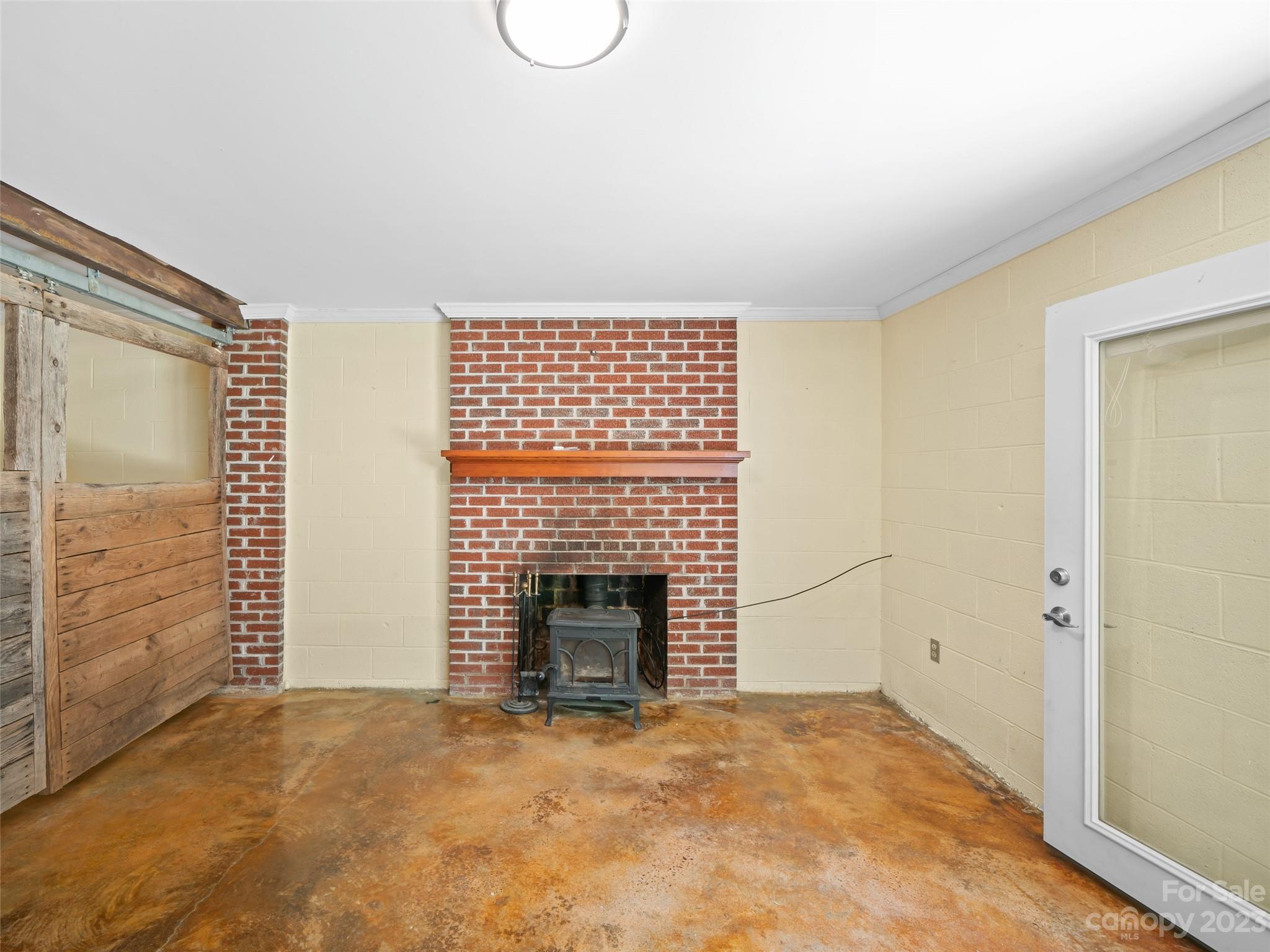 189 Locust Grove Road Weaverville NC 28787