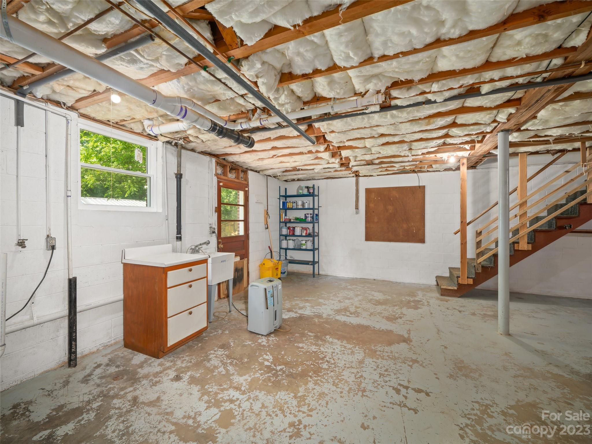 189 Locust Grove Road Weaverville NC 28787