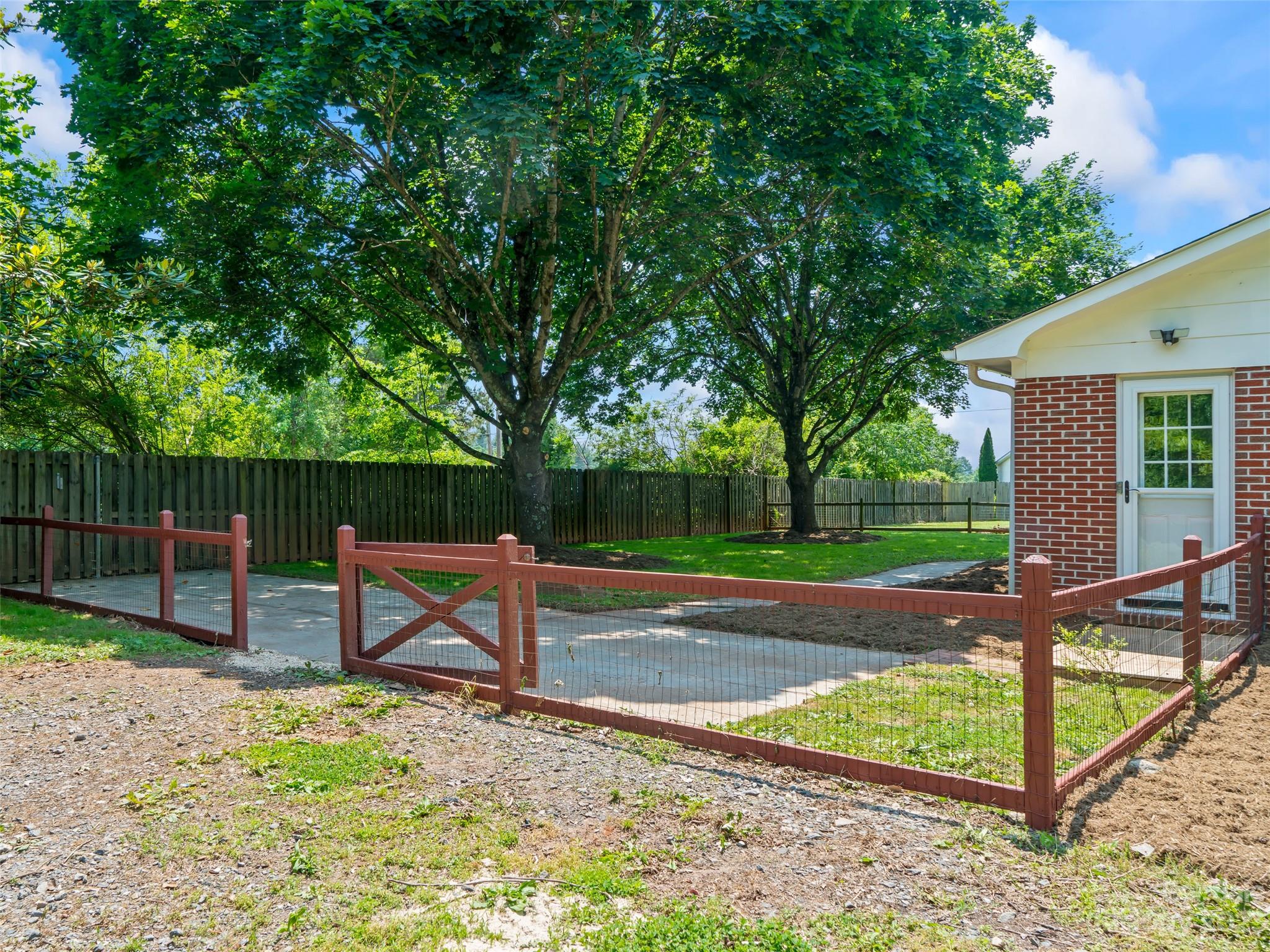 189 Locust Grove Road Weaverville NC 28787