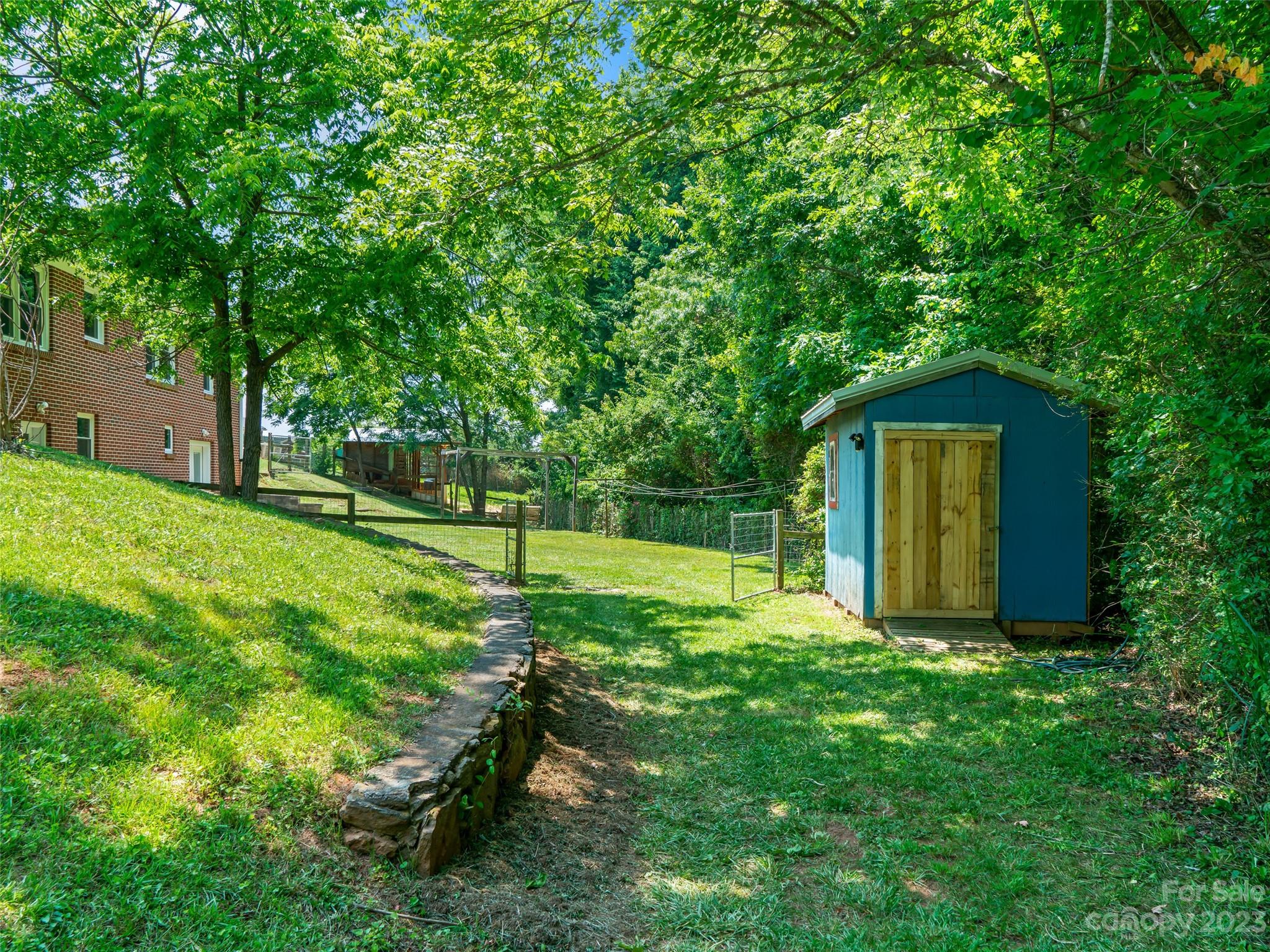 189 Locust Grove Road Weaverville NC 28787