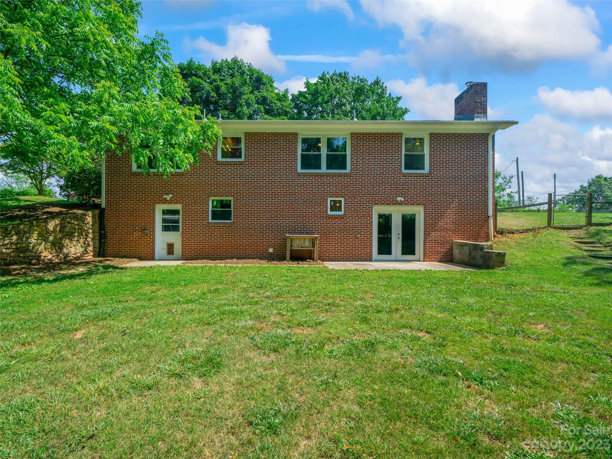 189 Locust Grove Road Weaverville NC 28787