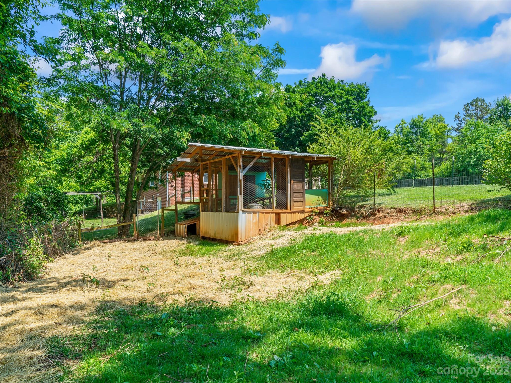 189 Locust Grove Road Weaverville NC 28787