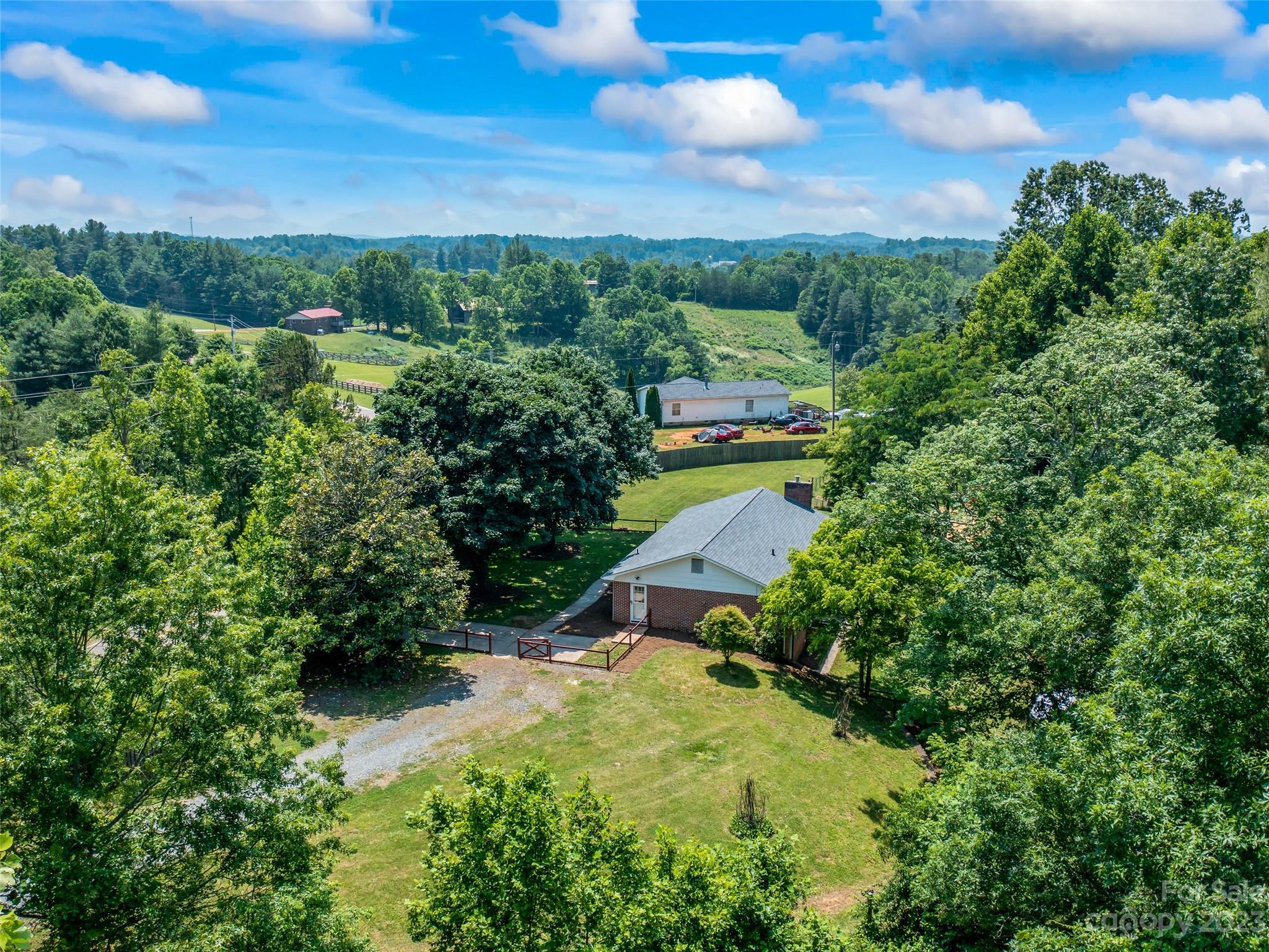 189 Locust Grove Road Weaverville NC 28787