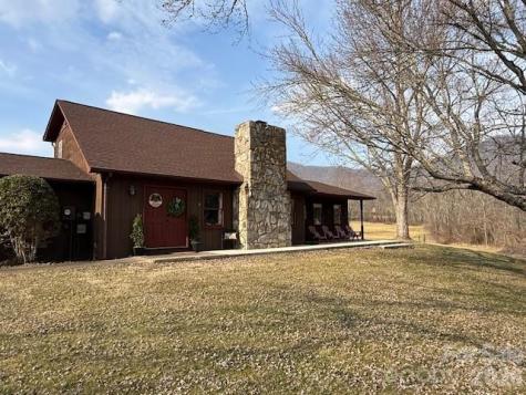 132 Hurd Road Canton NC 28716