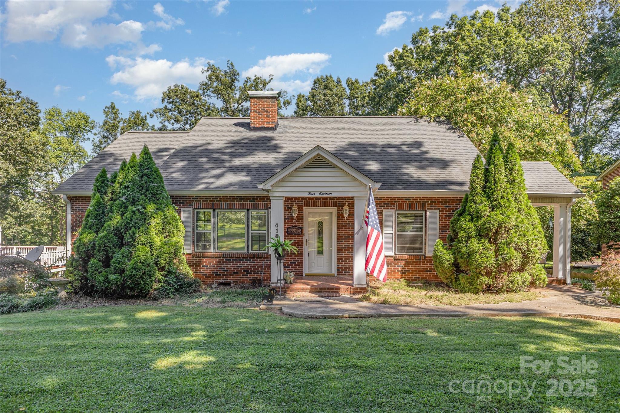 418 W 9th Street Newton NC 28658