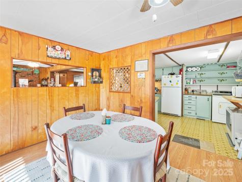2850 Henson Creek Road Newland NC 28657