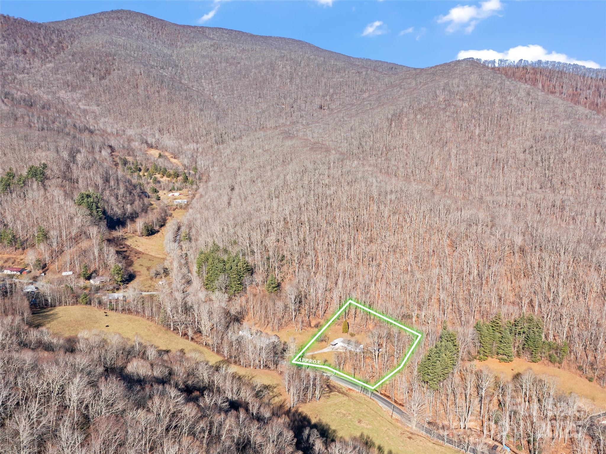 2850 Henson Creek Road Newland NC 28657