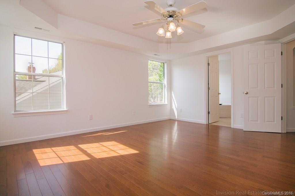 6136 Oxwynn Lane Charlotte NC 28270
