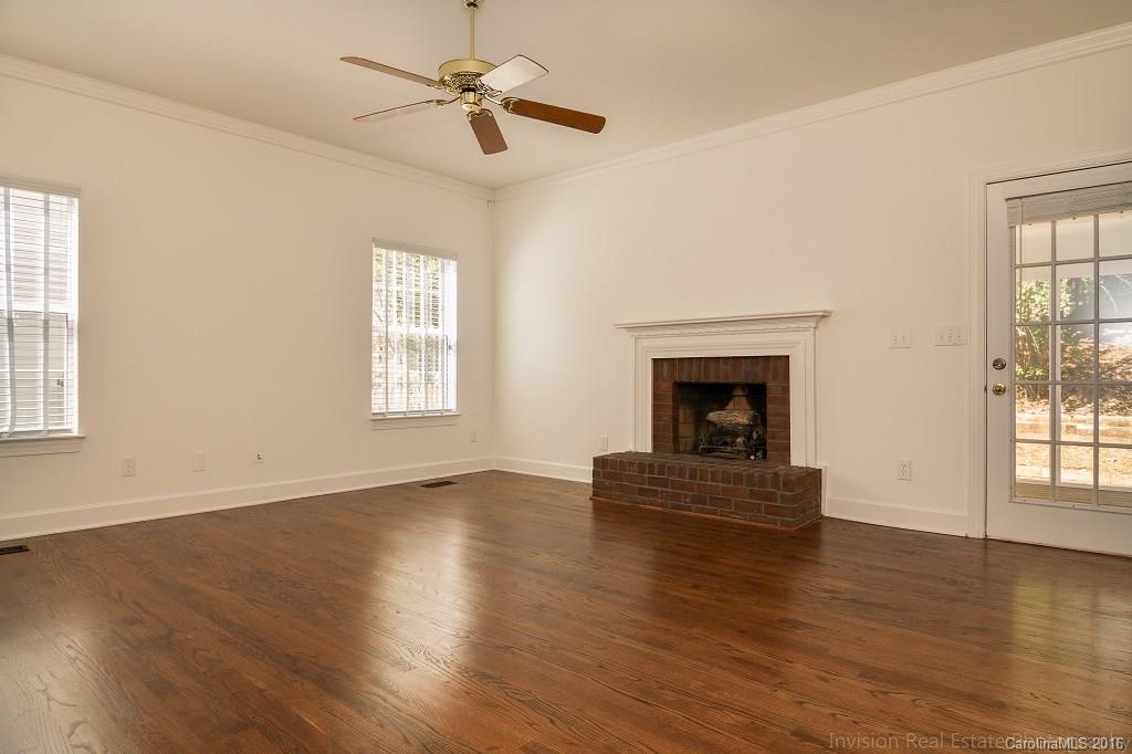 6136 Oxwynn Lane Charlotte NC 28270