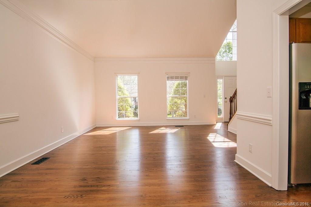 6136 Oxwynn Lane Charlotte NC 28270
