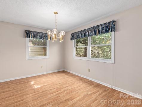 20 Cedarcliff Circle Asheville NC 28803