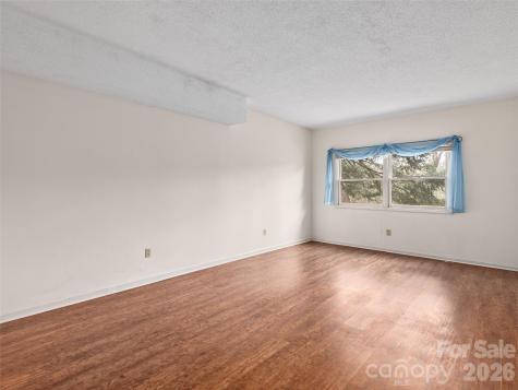 20 Cedarcliff Circle Asheville NC 28803