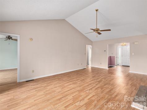 20 Cedarcliff Circle Asheville NC 28803
