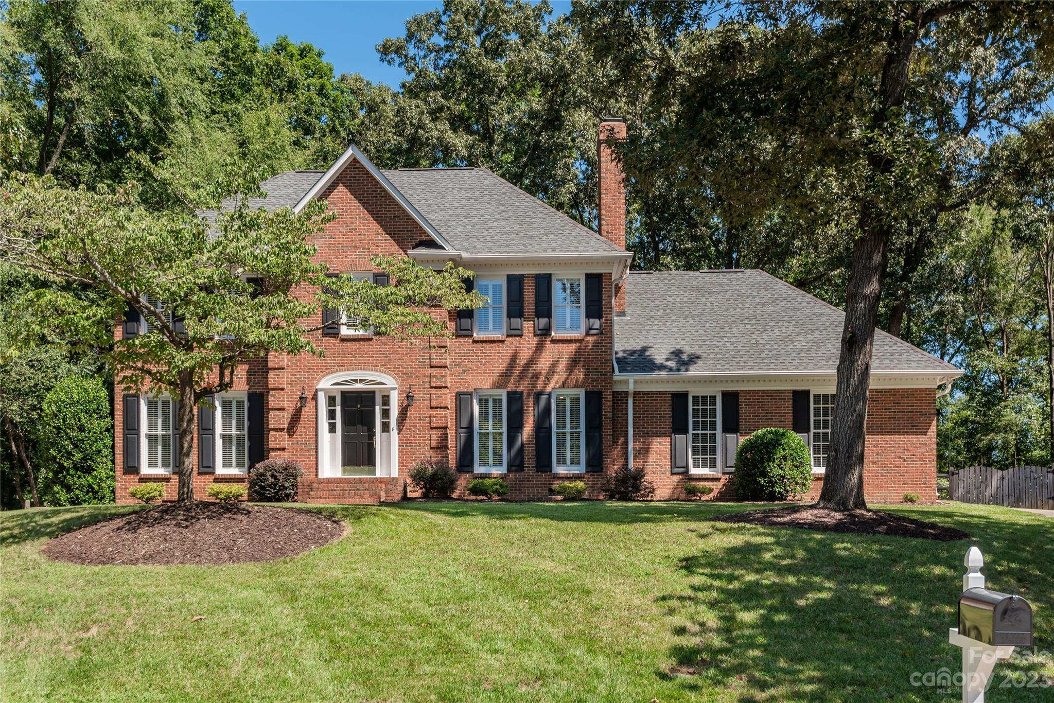 7155 Fairhill Place Charlotte NC 28270