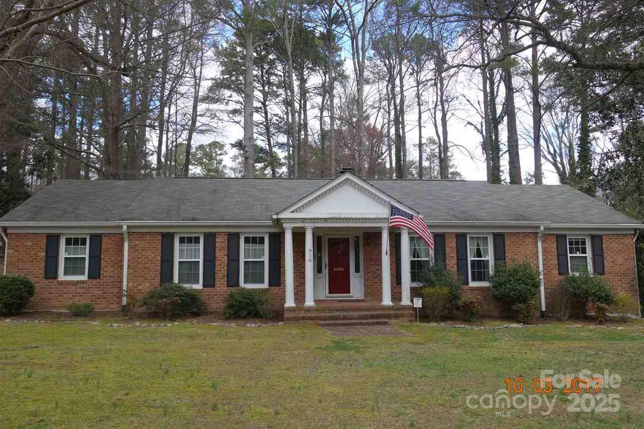 910 Parham Street Henderson NC 27536