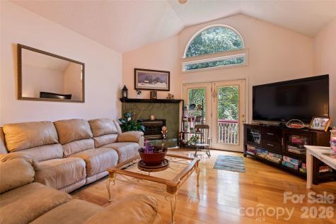 650 Creekside Drive Maggie Valley NC 28751