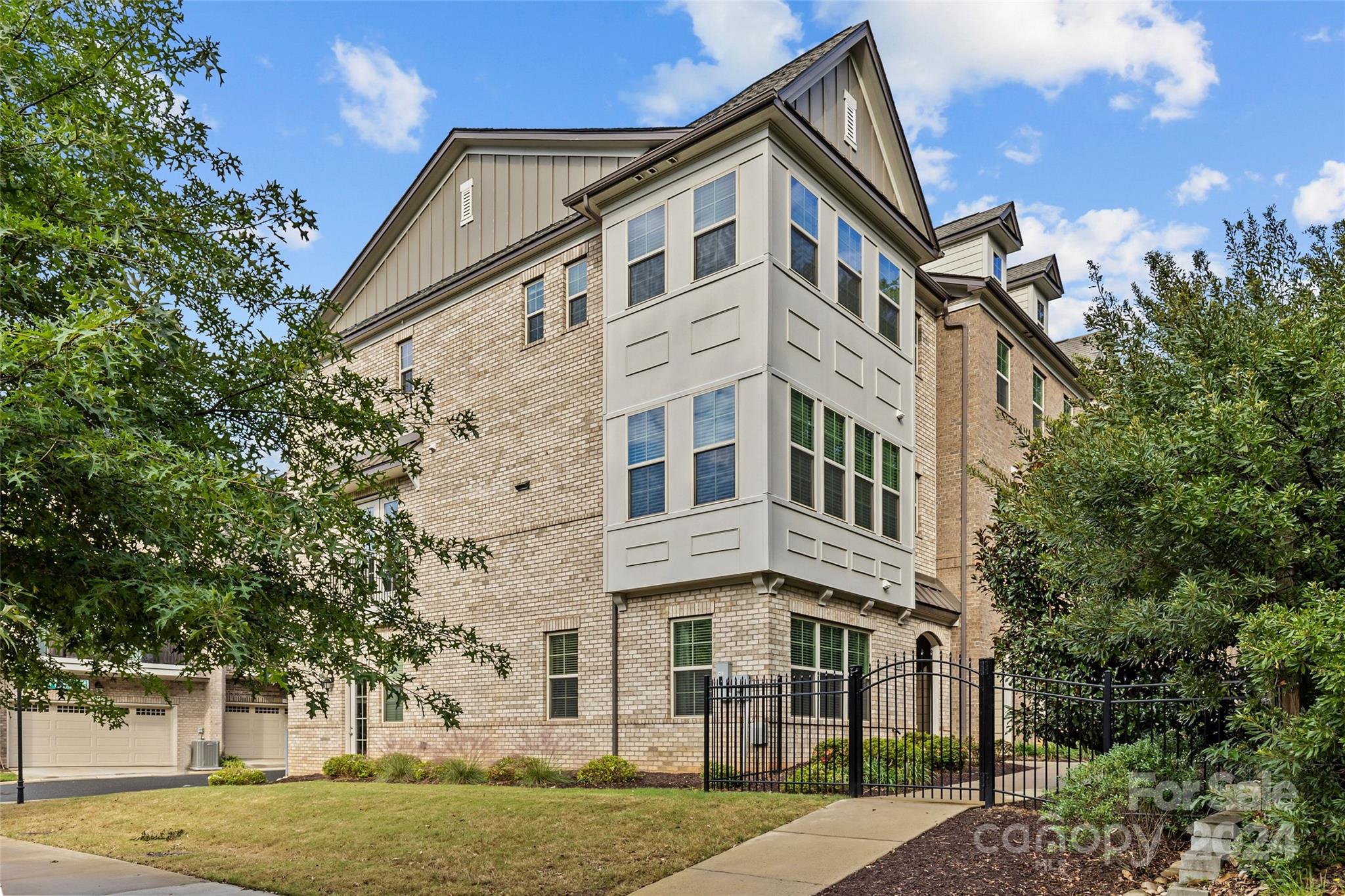 1204 Madison Towns Lane Charlotte NC 28209