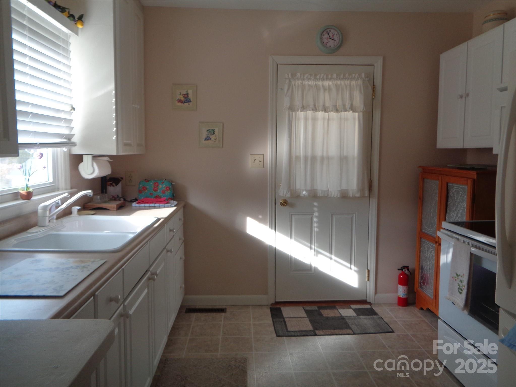 230 Leisure Lane Waynesville NC 28786