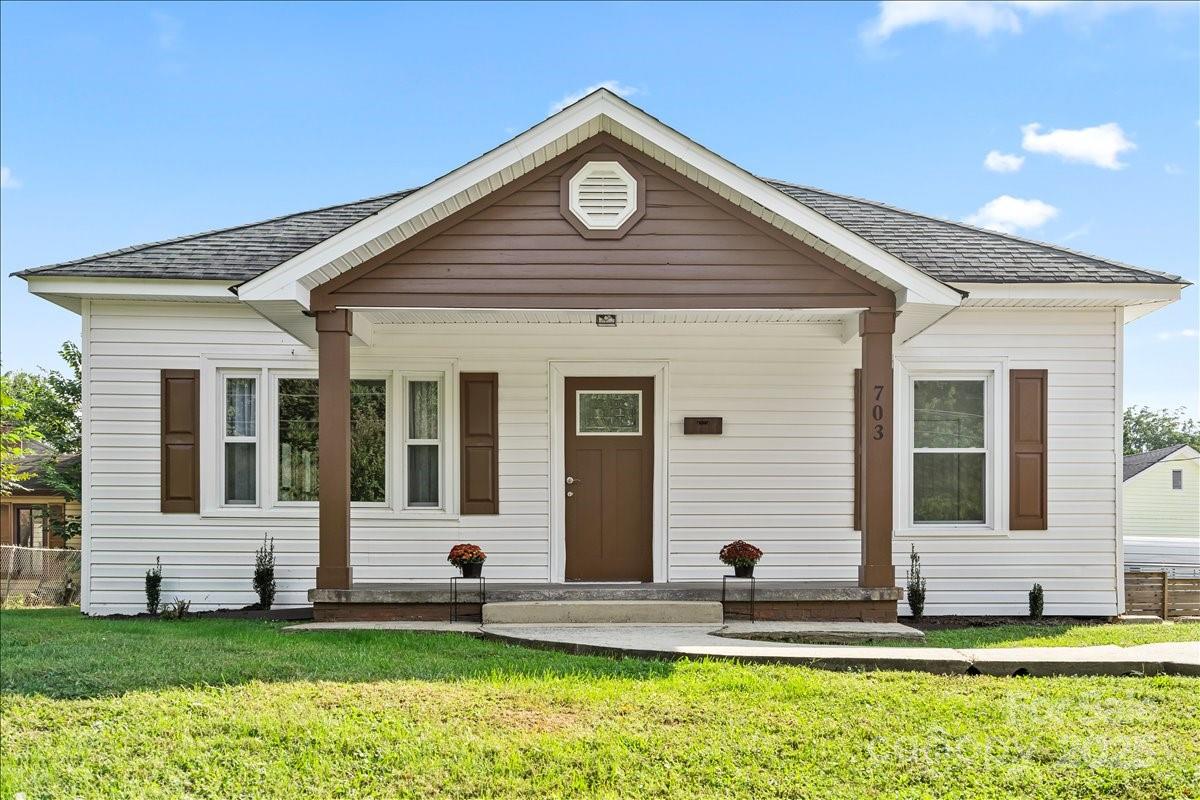703 Rankin Avenue Mount Holly NC 28120