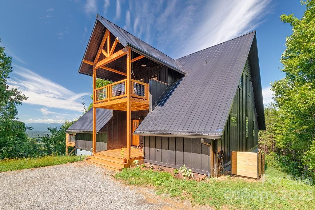 40 Hawks View Drive Canton NC 28716