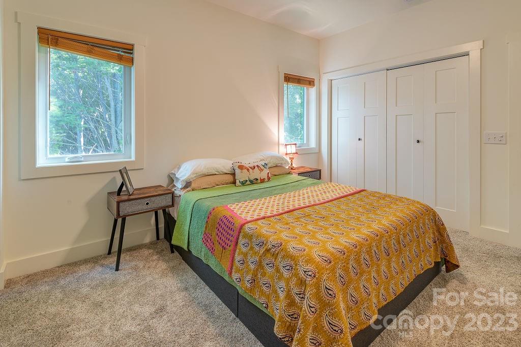 40 Hawks View Drive Canton NC 28716