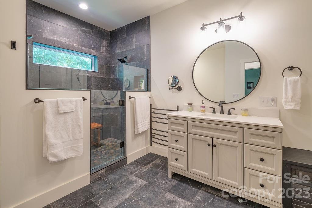 40 Hawks View Drive Canton NC 28716