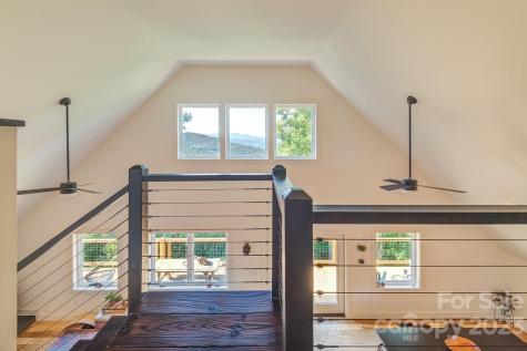 40 Hawks View Drive Canton NC 28716