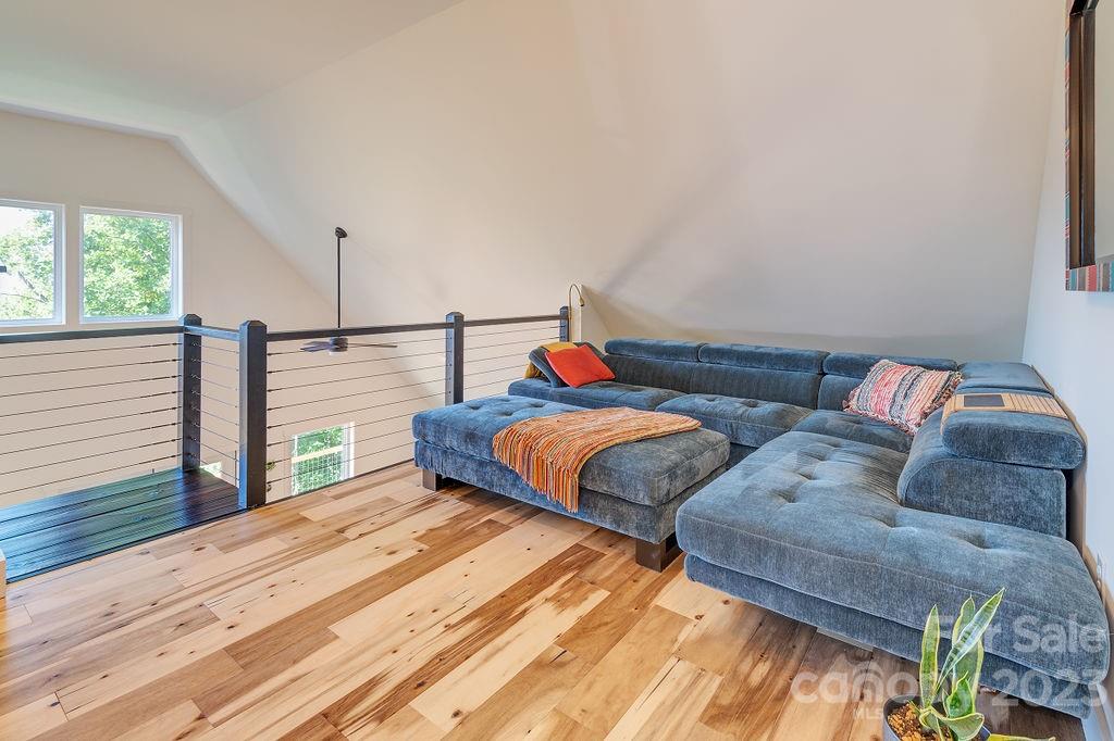 40 Hawks View Drive Canton NC 28716