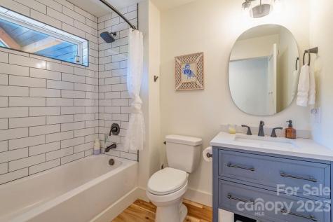 40 Hawks View Drive Canton NC 28716