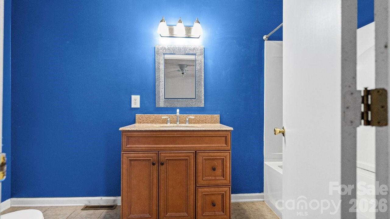 110 Globe Street Mount Holly NC 28120