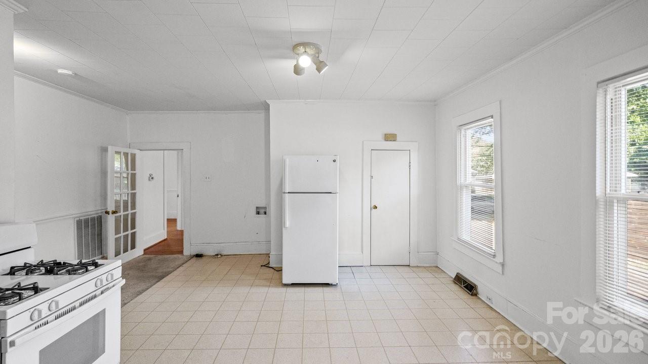 110 Globe Street Mount Holly NC 28120