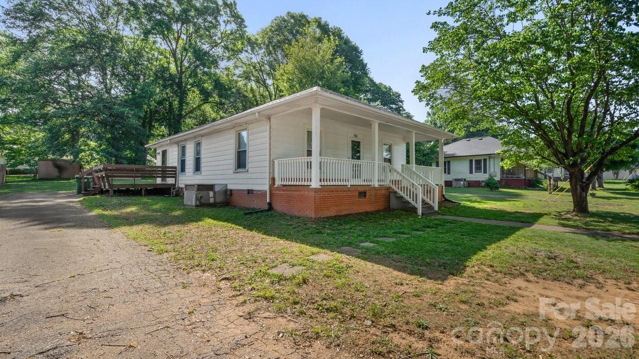 110 Globe Street Mount Holly NC 28120