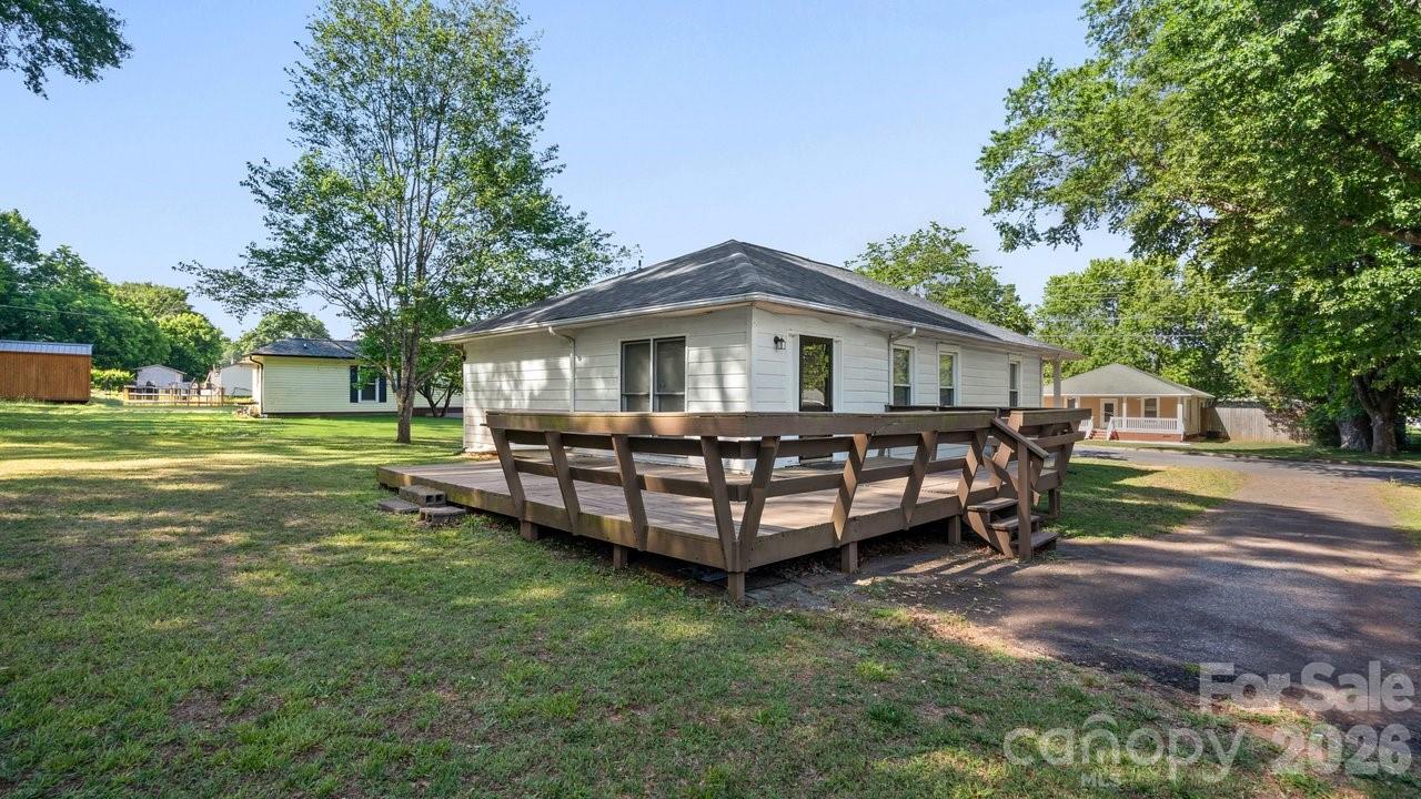 110 Globe Street Mount Holly NC 28120