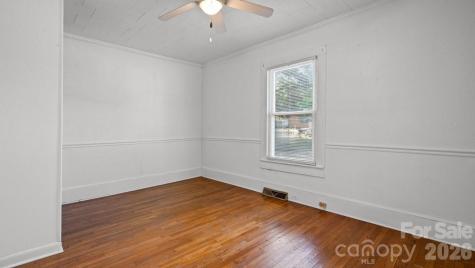 110 Globe Street Mount Holly NC 28120