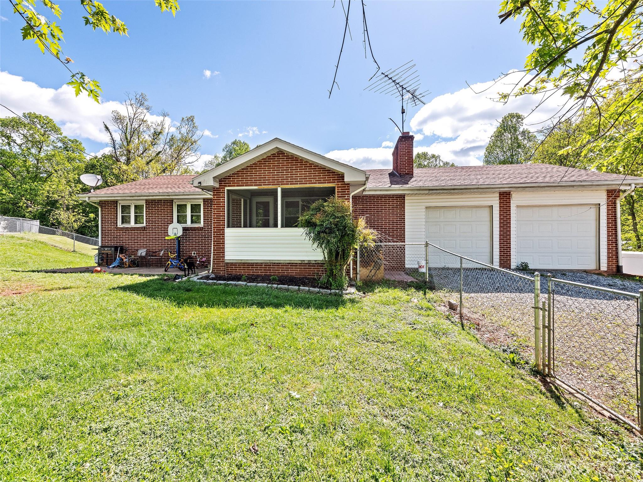7 Shooting Star Lane Candler NC 28715