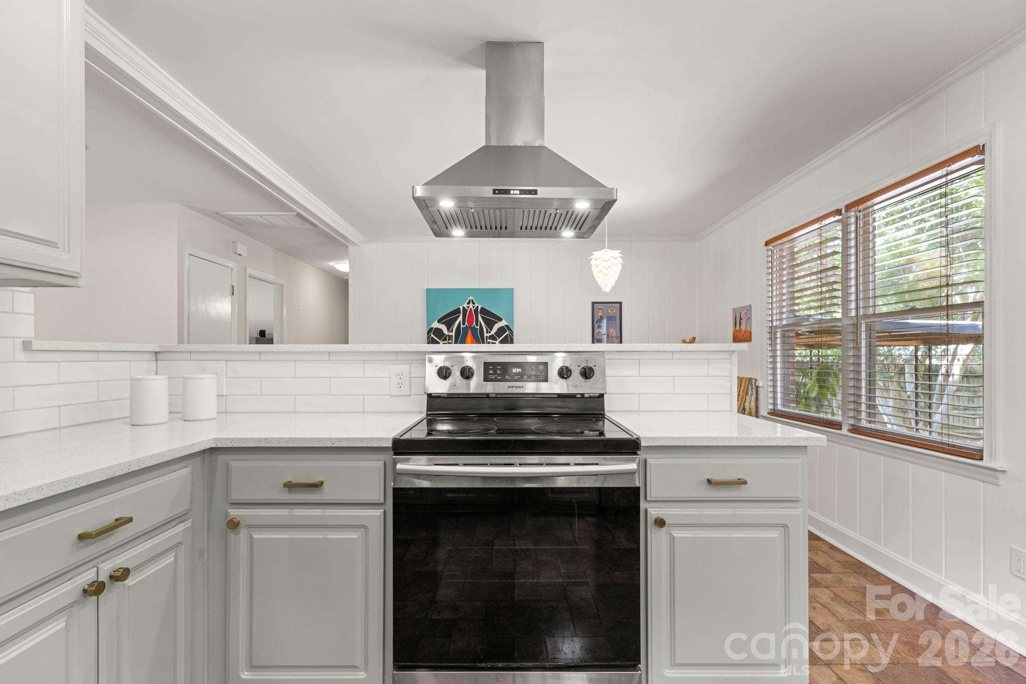 1527 Woodhill Lane Charlotte NC 28205